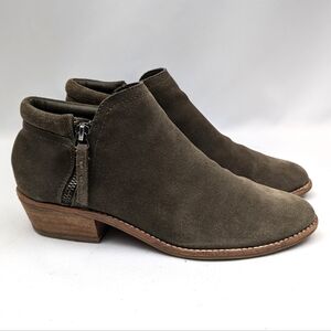 Steve Madden Suede Ankle Boots Side Zip Block Heel Shootie Tobii Olive Green 7.5